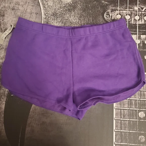 NWT TNA Shorts - Picture 3 of 5